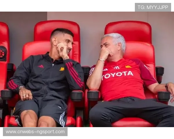 罗马2比0战胜乌迪内斯，佩莱格里尼点射曼奇尼献助