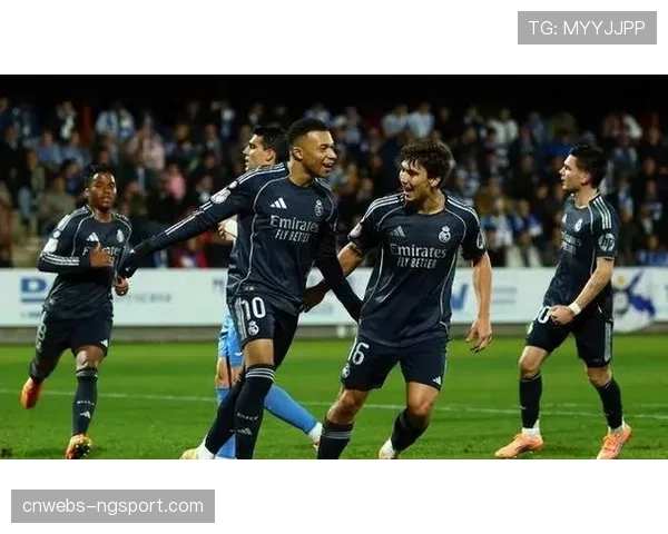 巴黎圣日耳曼洲际杯点球大战胜弗拉门戈，加冕年度六冠王