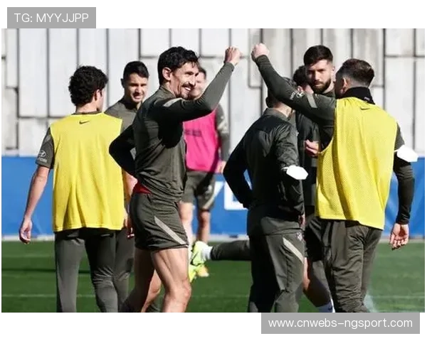 米兰双雄争冠关键期,圣诞魔鬼赛程考验阵容深度 米兰双雄争冠关键期,圣诞魔鬼赛程考验阵容深度