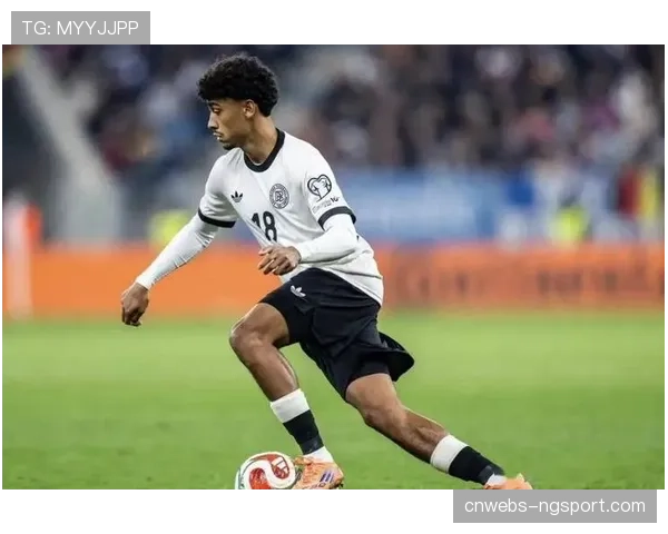 法兰克福3-0完胜门兴，布朗与阿迈莫尼建功助球队主场告捷